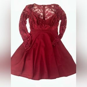 Lace dress very flattering